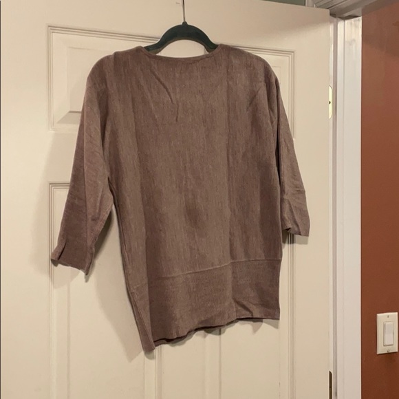 Dolman sleeve sweater - Picture 2 of 3